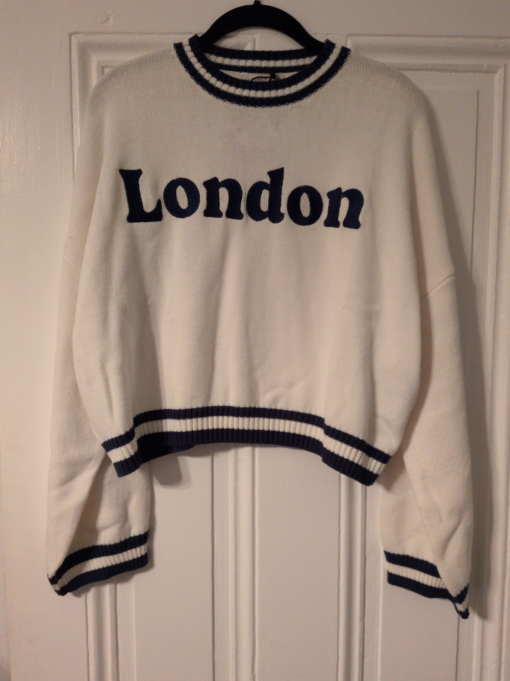 NWT White 'London' Crewneck Sweater with Navy Trim